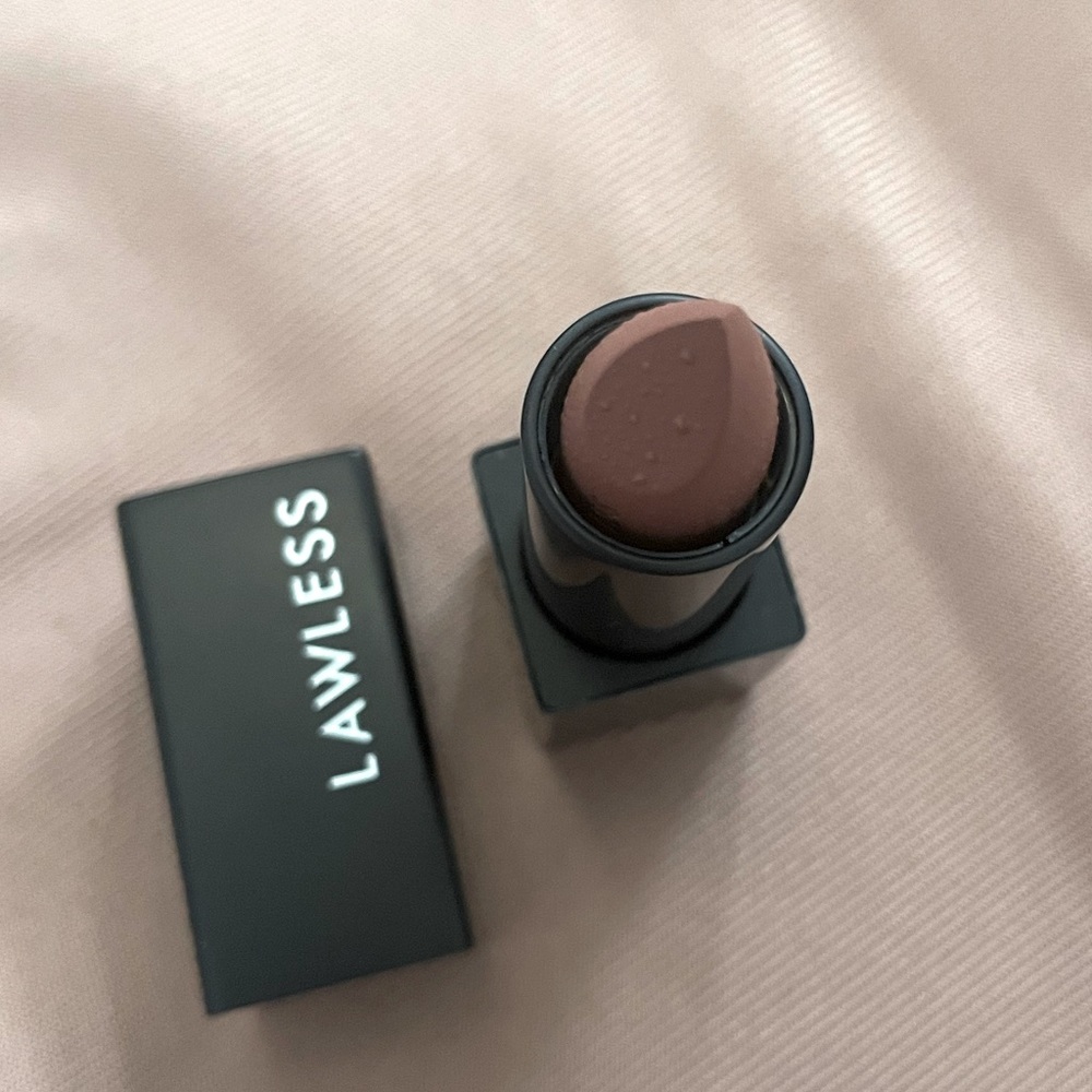Lawless Lipstick 90s shade